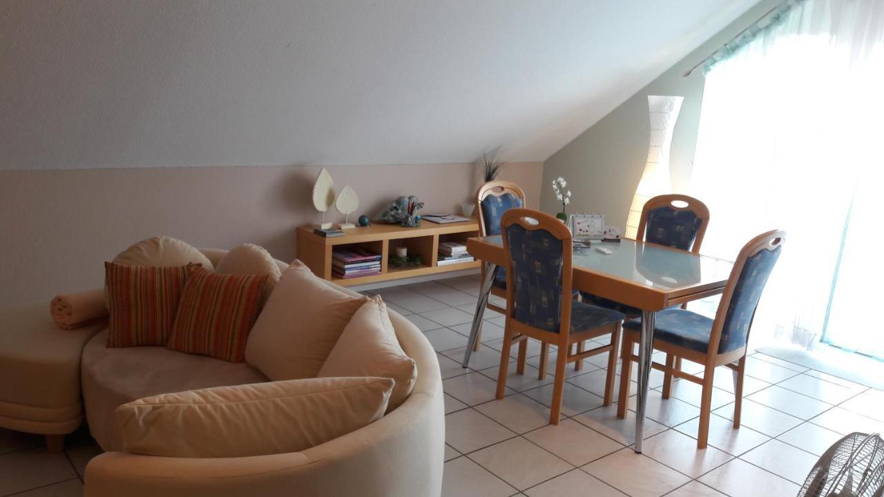 Ferienwohnung Woelfle Фризенхайм Екстериор снимка